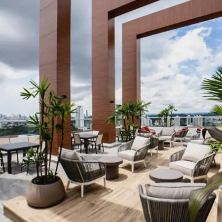 Apartamento Moderno Con Piscina En Panama